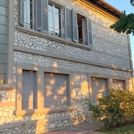 La Casa Del Mago E *