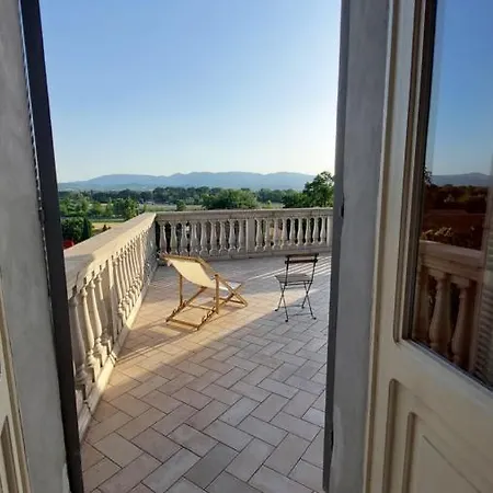 Апартаменты La Casa Del Mago E Pissignano